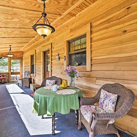Honey House Cabin - A Quiet Countryside Retreat! Nappanee 外观 照片