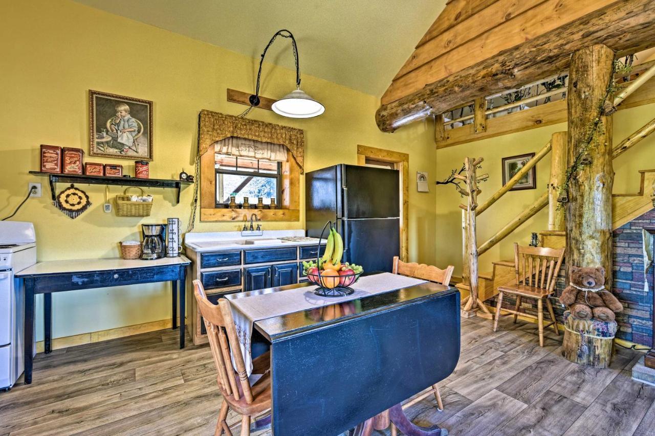 Honey House Cabin - A Quiet Countryside Retreat! Nappanee 外观 照片
